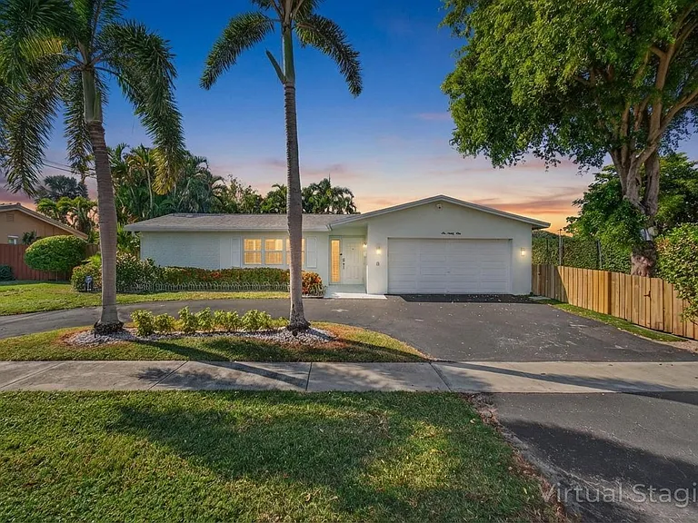 699 NW 16th Ave — Photo 39