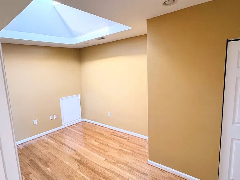 69 Florida Ave NW #1 — Photo 13