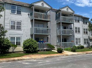 6 Oyster Bay Rd #6C, Absecon, NJ 08201