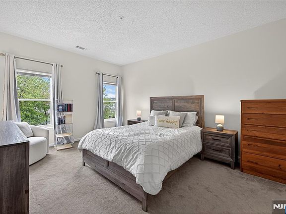 2nd image of 919 Burgundy Way