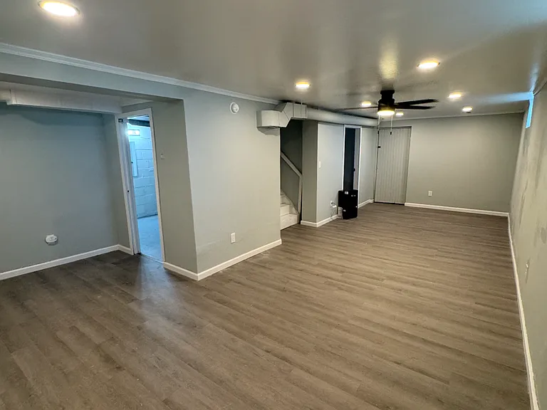 3313 Hovey St — Photo 13