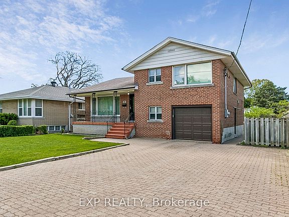 3rd image of 51 W Playfair Ave