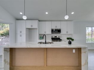 9808 Eagle Rock Ct, Las Vegas, NV 89117