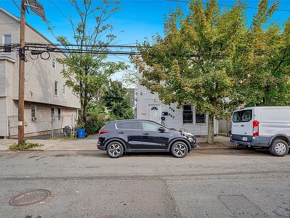 3rd image of 658-660 12th Street