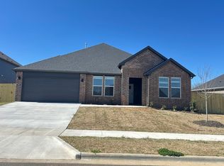 305 N Anser Bnd, Farmington, AR 72730