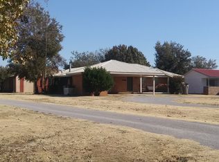 224 S Wichita St, Roosevelt, OK 73564