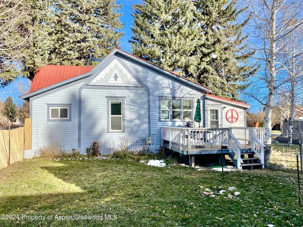475 9th St, Meeker, CO 81641