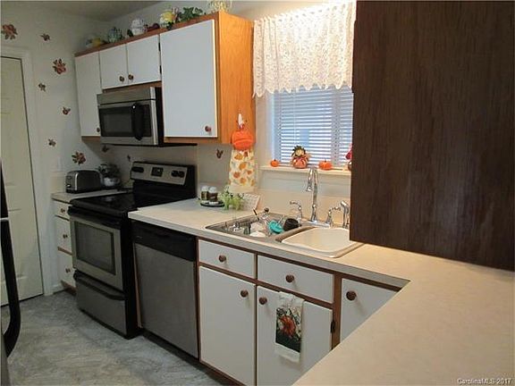 4th image of 8700 Baraka Pl APT G