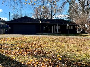 1340 Alphada Ave, Akron, OH 44310