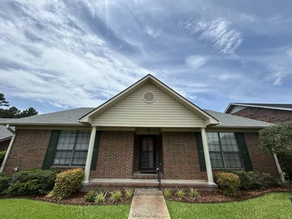 1712 Sunset Blvd, Magnolia, AR 71753