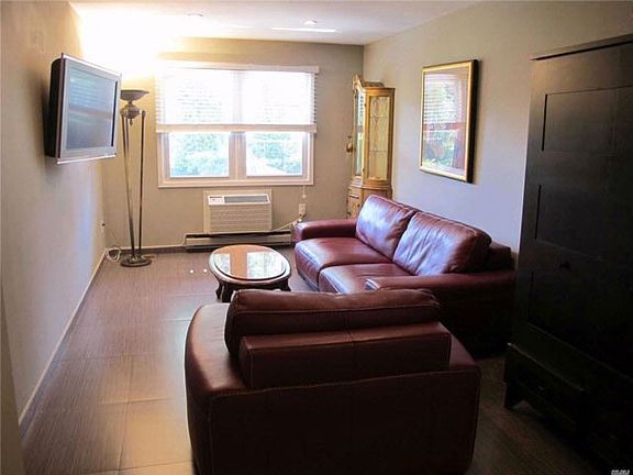 2nd image of 20914 23rd Ave APT 1