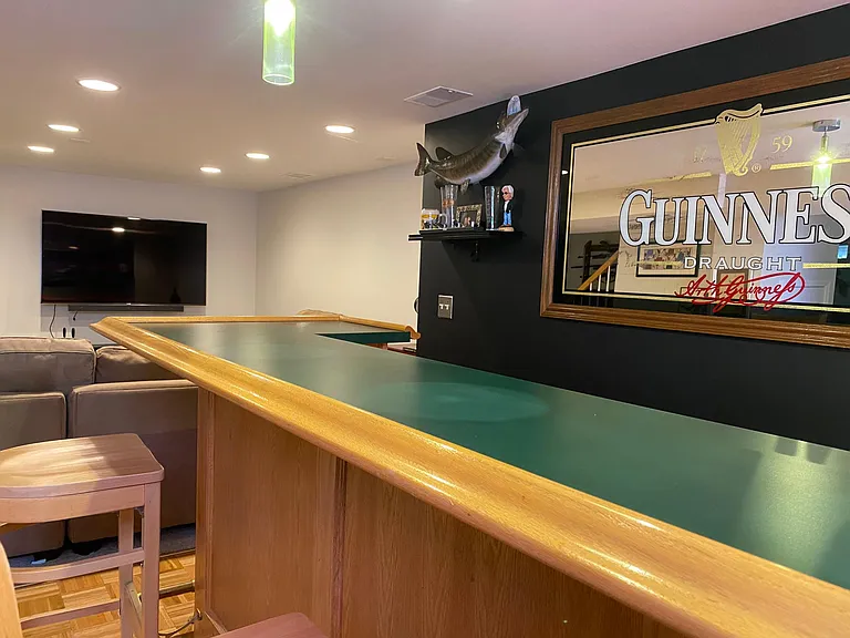 Basement bar and Lounge