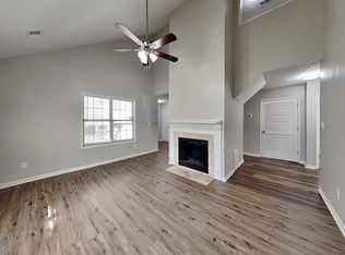 1051 Autumn Crest Dr, Stone Mountain, GA 30083