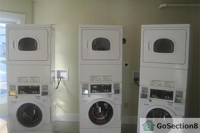 2nd image of 391 Elm St APT 3F