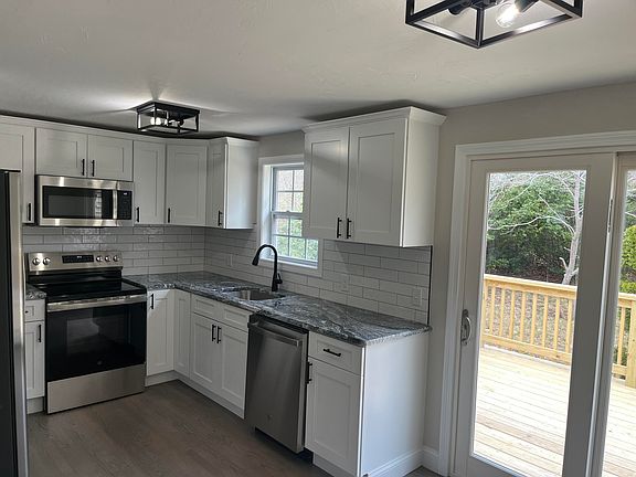 5th image of 53 Woodland Avenue