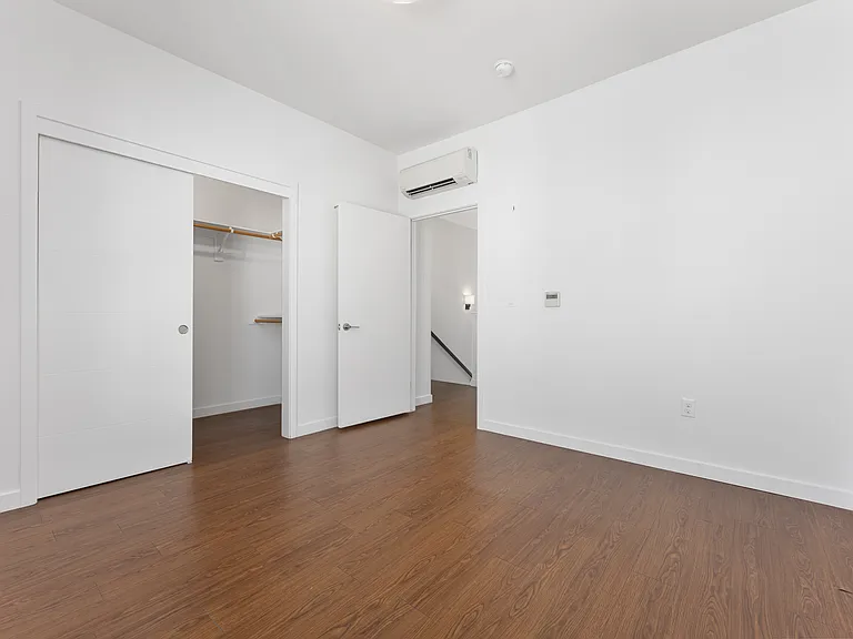 17th Place Townhomes — Photo 19