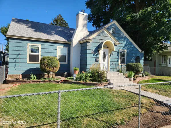 10 S Date St, Toppenish, WA 98948