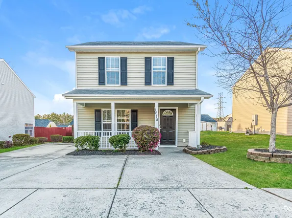 1615 Great Bend Dr, Durham, NC 27704