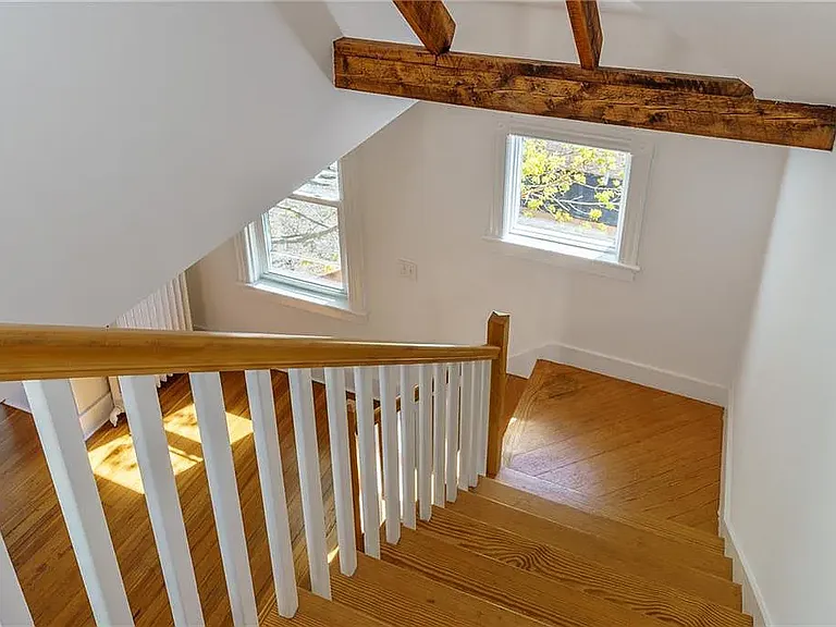 Interior staircase 3rd to 2nd floor
