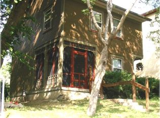 518 E 8th St, Davenport, IA 52803