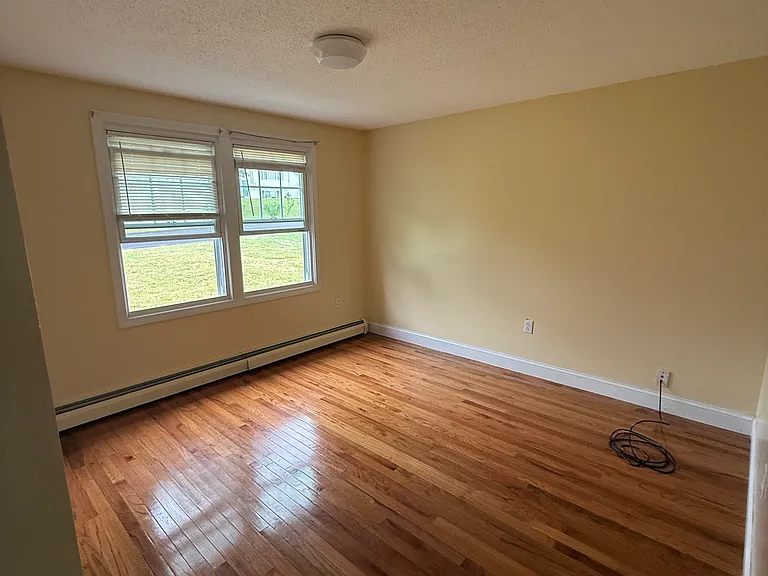 12 Sunrise Dr — Photo 8