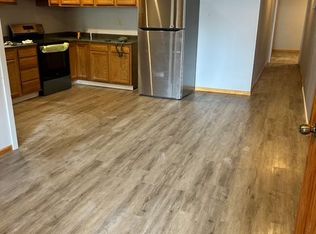 109 W 4th St #4, Wilton, IA 52778