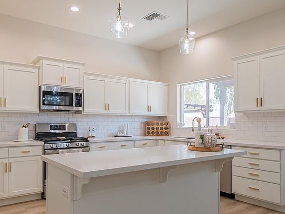 3rd image of 3483 W 37th Pl