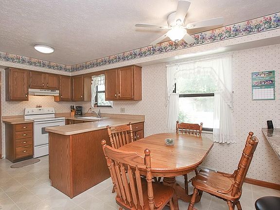 4th image of 8535 Homestead Dr