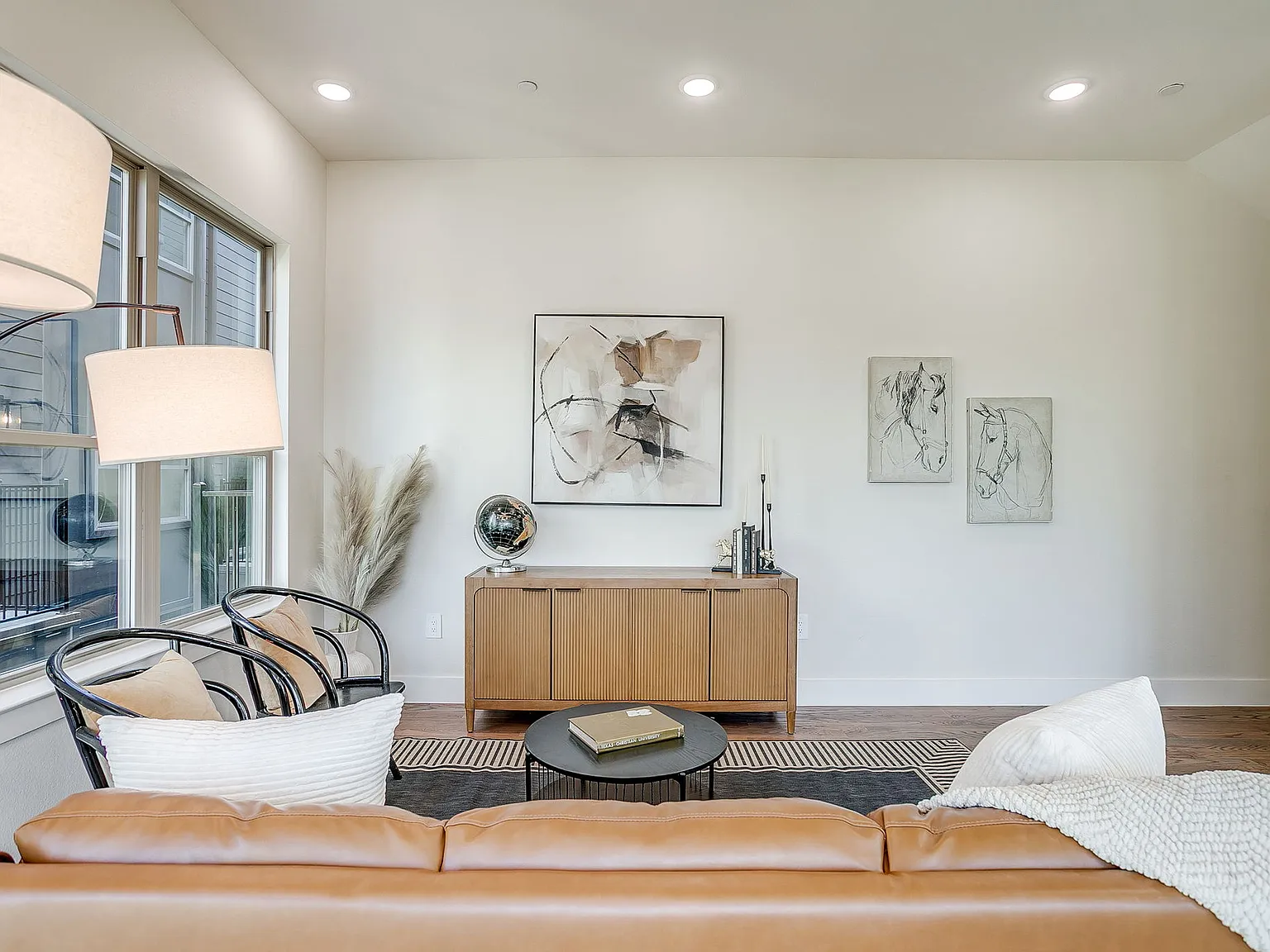 2 bed, 2.5 bath, 1668 sqft, $2,895 — Photo 4