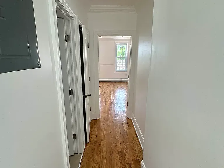 1727 E 93rd St #2 — Photo 19