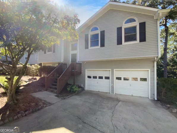 832 Overlook Trl, Canton, GA 30115