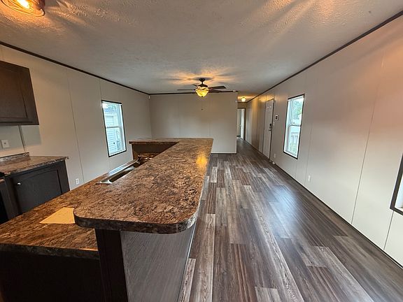2nd image of 460 Fernwood Dr