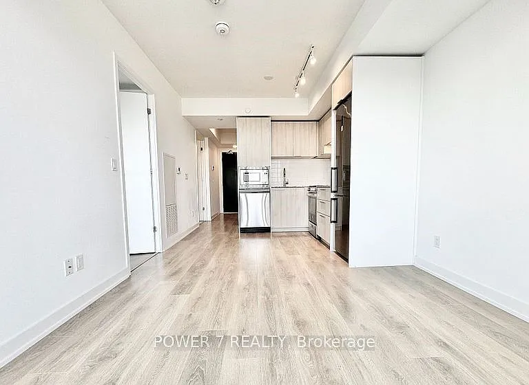 501 Yonge St #3808 — Photo 4
