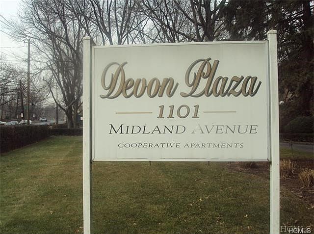 Devon Plaza