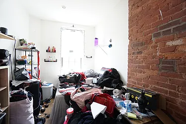 Rented by Rennit Inc.