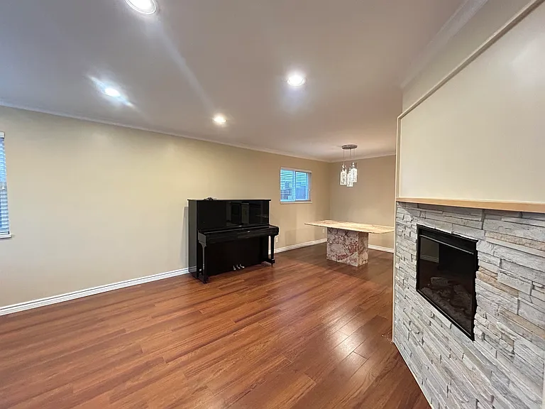 3147 W 8th Ave — Photo 6