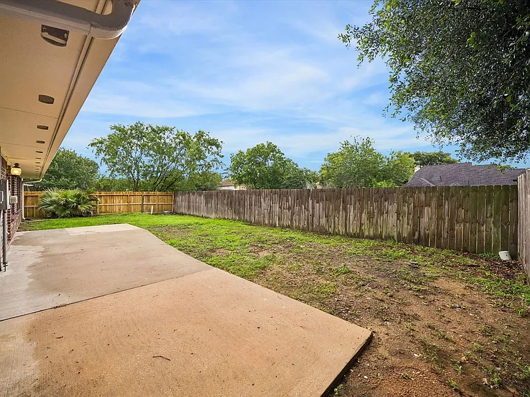 14718 Cypress Green Dr — Photo 37
