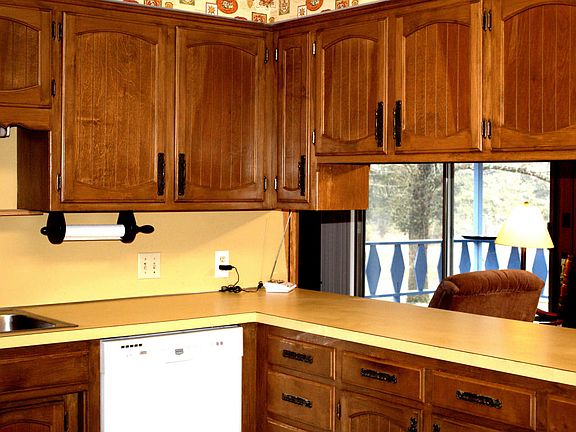 4th image of 5 Dogwood Ln