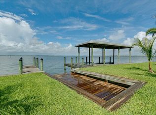 23 W Point Dr, Cocoa Beach, FL 32931