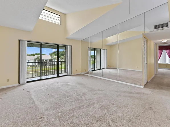 1106 Green Pine Boulevard #G3, West Palm Beach, FL 33409