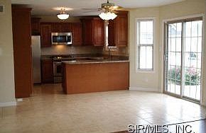 5th image of 319 Aberdeen Dr
