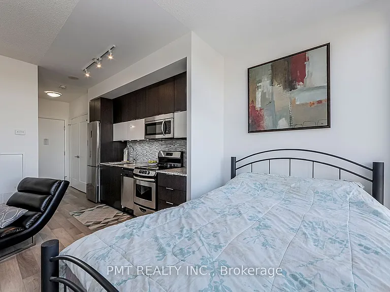 56 Annie Craig Dr #304 — Photo 7