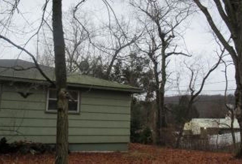 100 Glenn St, Naugatuck, CT 06770 Zillow