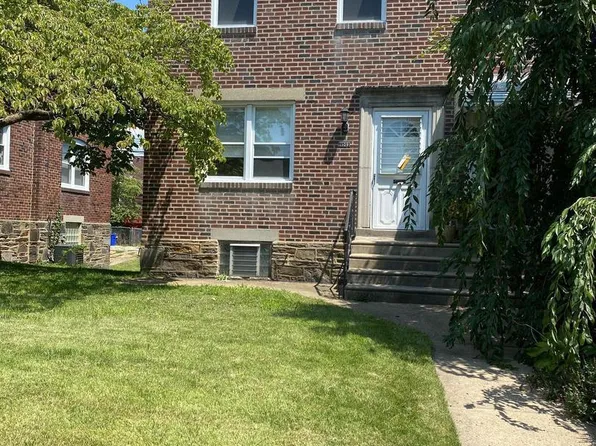 1109 Fanshawe St, Philadelphia, PA 19111