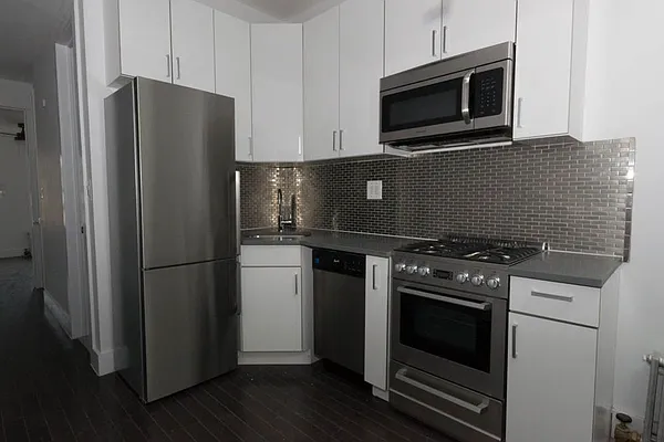 Rented by Nooklyn NYC LLC | media 23