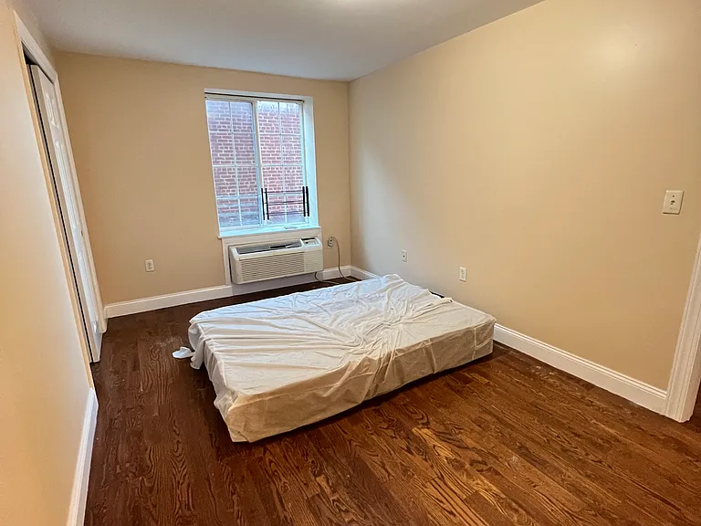 711 Sip St #203 — Photo 9