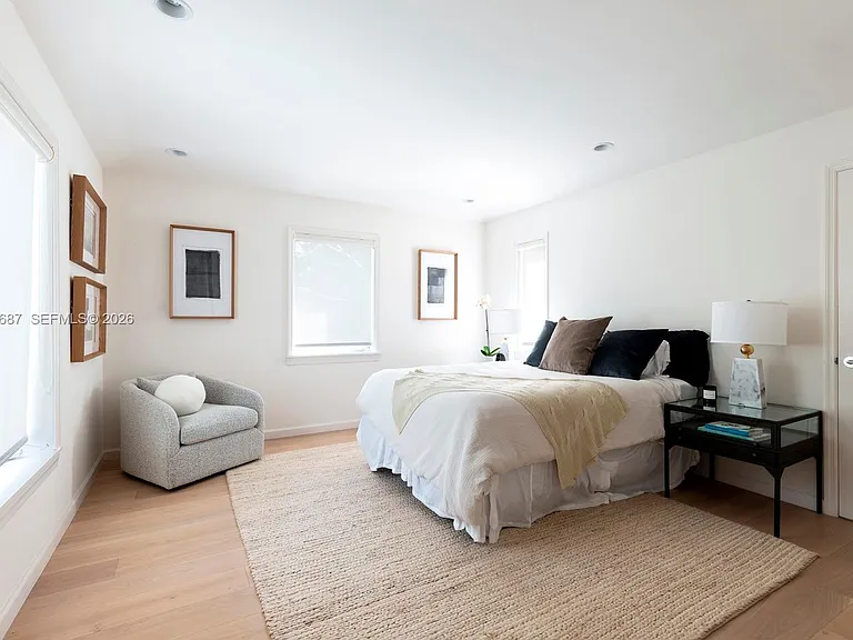 2850 Sheridan Ave — Photo 22