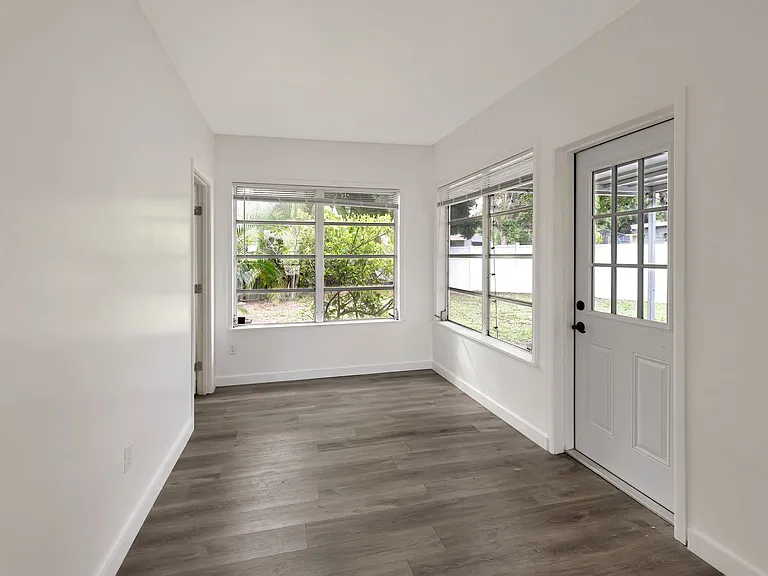 6624 Fairway Dr — Photo 10
