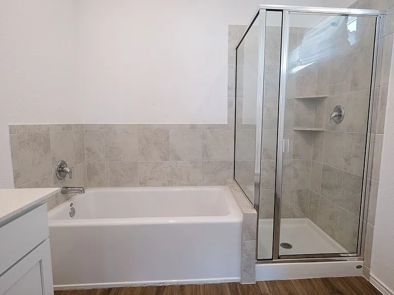 1321 Weatherford Ln — Photo 15
