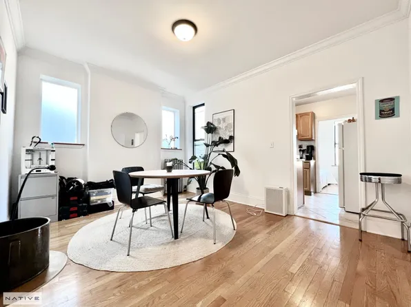 159 Milton Street image 1 of 14